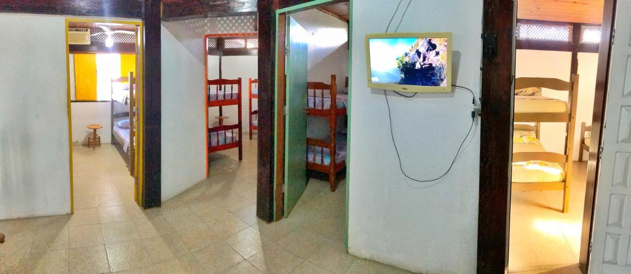 Hostel Luar Santa Cruz Cabralia Bagian luar foto