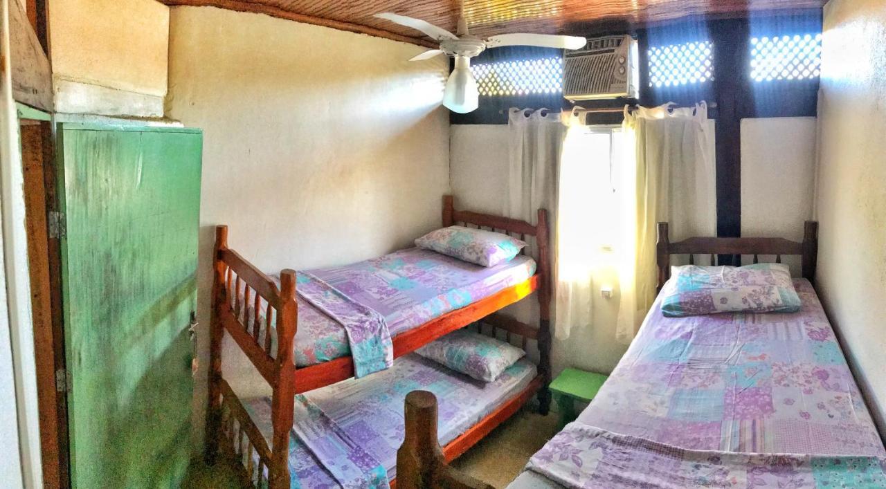 Hostel Luar Santa Cruz Cabralia Bagian luar foto