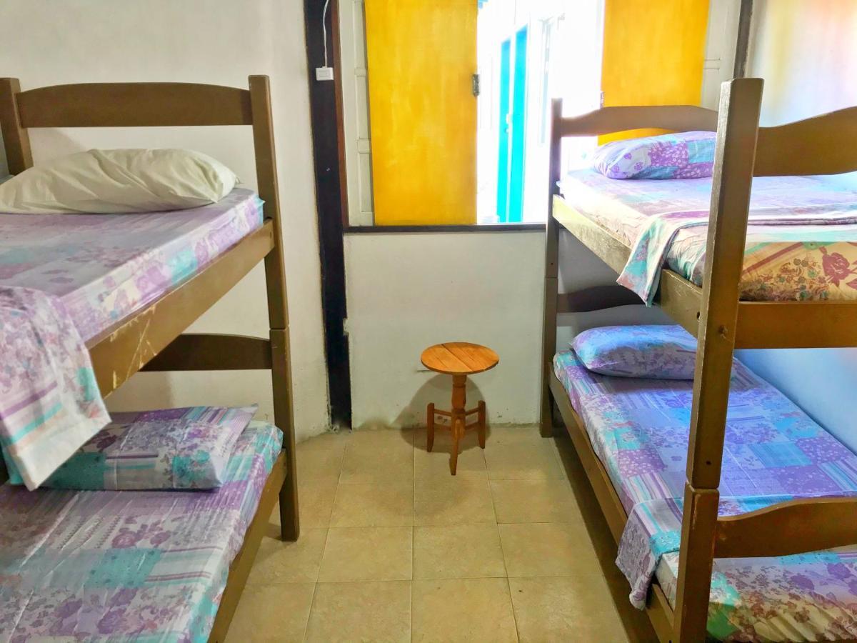 Hostel Luar Santa Cruz Cabralia Bagian luar foto