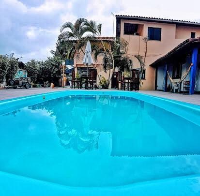 Hostel Luar Santa Cruz Cabralia Bagian luar foto